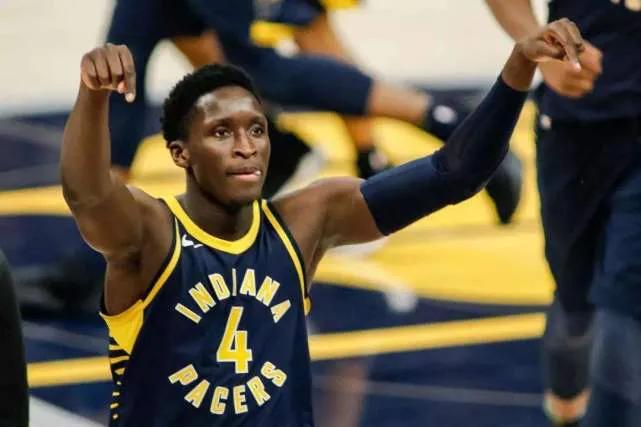 看台上的欢 看台上的欢